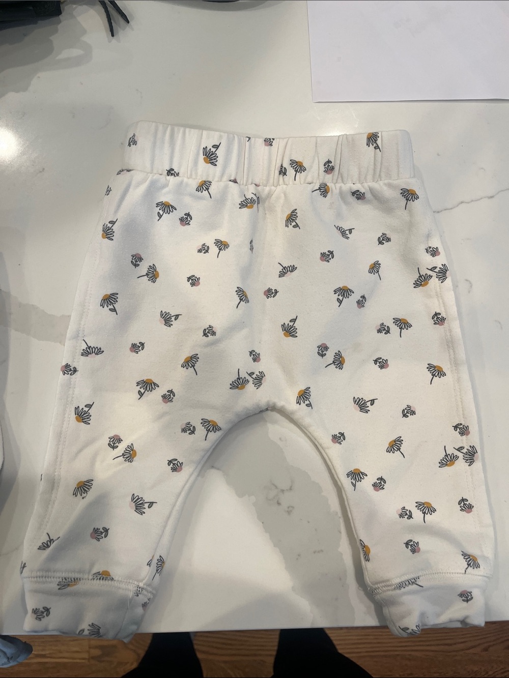(2 pack) Nordstrom Cream Floral Stretch Baby Pants